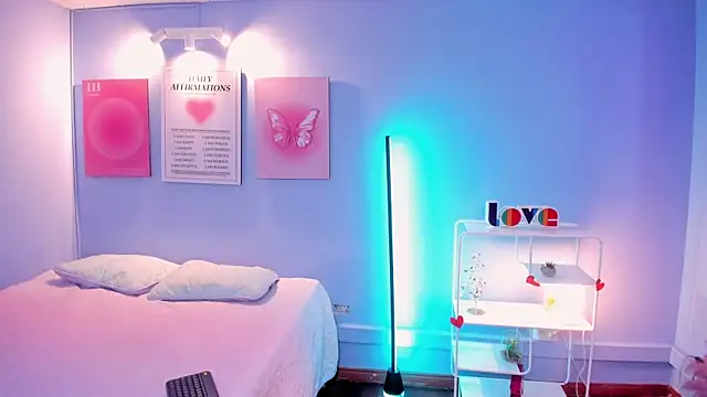 kyoto Aoki online show from 02/24/26, 07:56