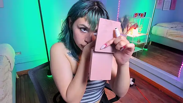 kyoto Aoki online show from 03/03/26, 08:04