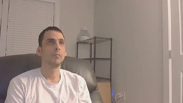 Snapshot of SissyJosh chatting on 12/20/25, 03:13 SissyJosh online show from 12/20/25, 03:13