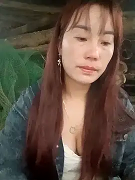 Snapshot of boiboi001 chatting on 03/06/26, 12:18 boiboi001 online show from 03/06/26, 12:18