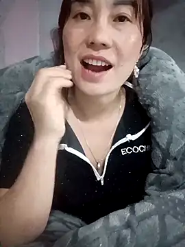 Snapshot of boiboi001 chatting on 03/06/26, 12:45 boiboi001 online show from 03/06/26, 12:45