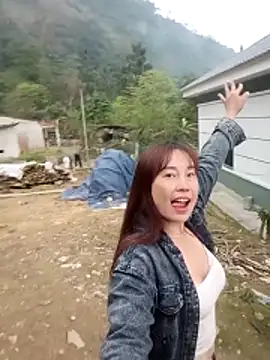 Snapshot of boiboi001 chatting on 03/13/26, 08:43 boiboi001 online show from 03/13/26, 08:43