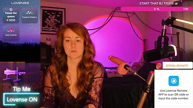 Snapshot of trixiedivine chatting on 03/27/26, 12:16 trixiedivine online show from 03/27/26, 12:16