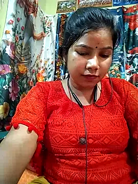 Snapshot of cftttttd56 chatting on 05/06/26, 03:35 cftttttd56 online show from 05/06/26, 03:35