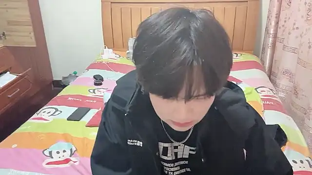 junnan001 online show from 02/25/26, 10:58