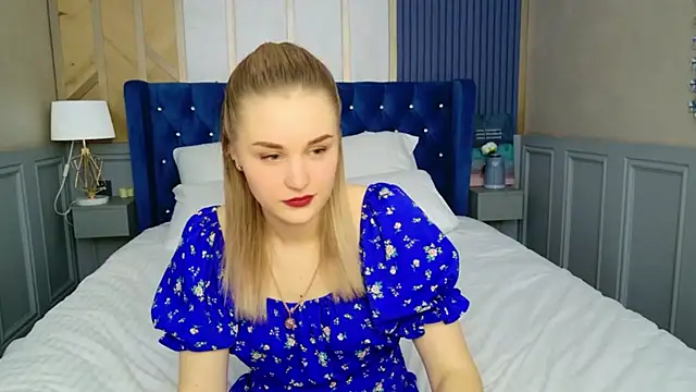 Molly Voss online show from 01/15/26, 04:11