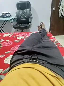 hydhunk26 online show from 12/22/25, 04:09