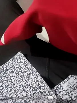 hydhunk26 online show from 04/09/26, 08:03