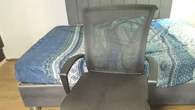 Snapshot of Sofii_unicorn chatting on 03/16/26, 06:23 Sofii unicorn online show from 03/16/26, 06:23