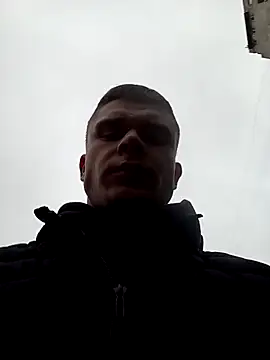 Snapshot of Nemon chatting on 12/21/25, 07:04 Nemon online show from 12/21/25, 07:04