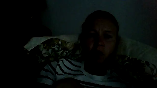 Snapshot of jennyblondeuk chatting on 07/14/26, 08:03 jennyblondeuk online show from 07/14/26, 08:03