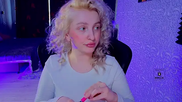 Snapshot of Eva_Vibe_ chatting on 04/05/26, 06:10 Eva Vibe online show from 04/05/26, 06:10