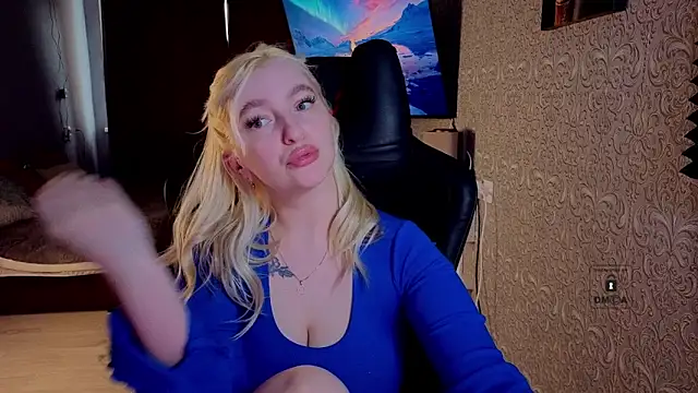 Snapshot of Eva_Vibe_ chatting on 05/14/26, 11:39 Eva Vibe online show from 05/14/26, 11:39