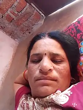 Snapshot of CUTE_Ishpa chatting on 04/13/26, 09:59 CUTE Ishpa online show from 04/13/26, 09:59