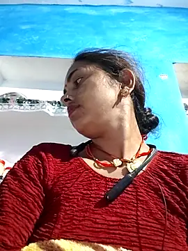 Snapshot of Mahima_rani34 chatting on 02/21/26, 12:11 Mahima rani34 online show from 02/21/26, 12:11