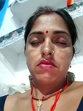 Snapshot of Mahima_rani34 chatting on 05/10/26, 11:10 Mahima rani34 online show from 05/10/26, 11:10