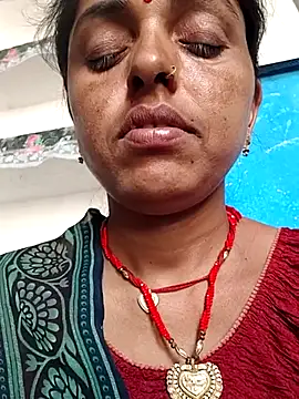 Snapshot of Mahima_rani34 chatting on 05/18/26, 08:20 Mahima rani34 online show from 05/18/26, 08:20