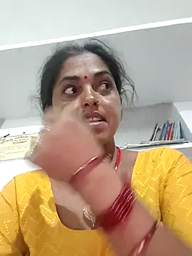 Snapshot of Mahima_rani34 chatting on 06/02/26, 10:23 Mahima rani34 online show from 06/02/26, 10:23