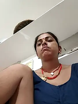 Snapshot of Mahima_rani34 chatting on 06/26/26, 10:03 Mahima rani34 online show from 06/26/26, 10:03