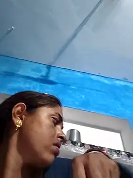 Snapshot of Mahima_rani34 chatting on 07/07/26, 10:03 Mahima rani34 online show from 07/07/26, 10:03