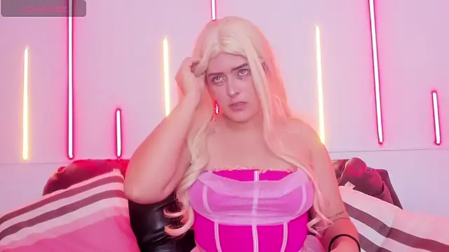 Snapshot of Annycolsonnn chatting on 12/22/25, 12:57 Annycolsonnn online show from 12/22/25, 12:57