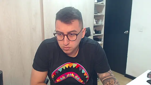 Snapshot of DanteVesper chatting on 03/10/26, 10:15 DanteVesper online show from 03/10/26, 10:15