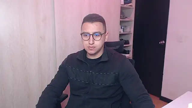 Snapshot of DanteVesper chatting on 03/14/26, 01:34 DanteVesper online show from 03/14/26, 01:34