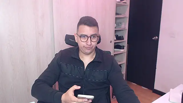 Snapshot of DanteVesper chatting on 03/27/26, 04:18 DanteVesper online show from 03/27/26, 04:18