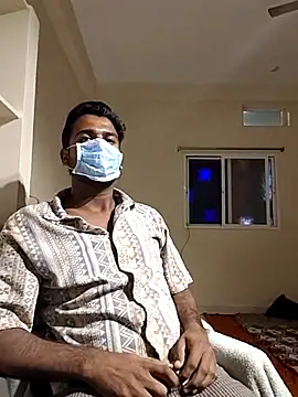 Snapshot of daddy_raj1208 chatting on 12/21/25, 04:25 daddy raj1208 online show from 12/21/25, 04:25