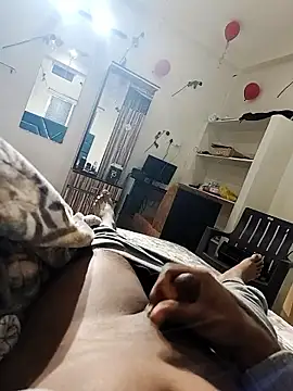 Snapshot of daddy_raj1208 chatting on 01/06/26, 06:33 daddy raj1208 online show from 01/06/26, 06:33