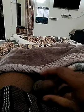 Snapshot of daddy_raj1208 chatting on 02/03/26, 11:04 daddy raj1208 online show from 02/03/26, 11:04