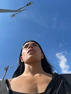 Ema Rose  online show from 04/08/26, 08:20