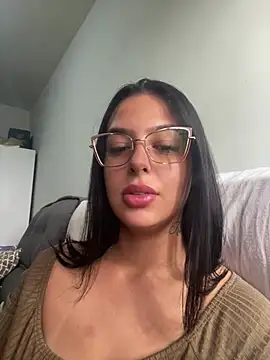 Snapshot of jujuarantes__2026 chatting on 02/10/26, 01:37 jujuarantes 2026 online show from 02/10/26, 01:37