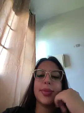 Snapshot of jujuarantes__2026 chatting on 03/17/26, 01:14 jujuarantes 2026 online show from 03/17/26, 01:14