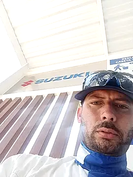 Snapshot of thonychatoA357 chatting on 02/05/26, 06:23 thonychatoA357 online show from 02/05/26, 06:23