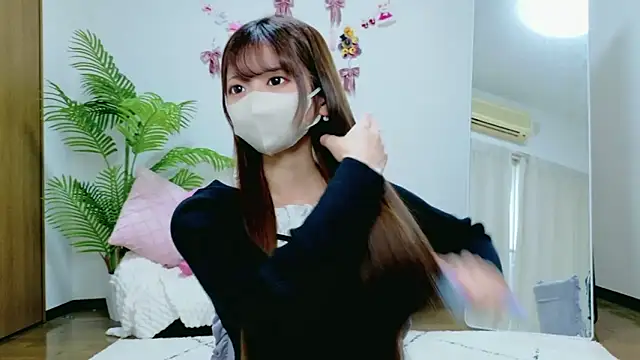 Snapshot of Kiki-jpn chatting on 04/07/26, 09:37 Kiki-jpn online show from 04/07/26, 09:37