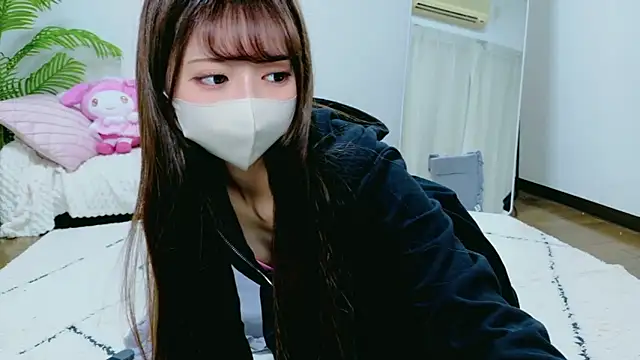 Snapshot of Kiki-jpn chatting on 04/08/26, 11:10 Kiki-jpn online show from 04/08/26, 11:10