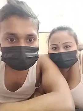 Snapshot of DesiSeductress chatting on 02/28/26, 05:03 DesiSeductress online show from 02/28/26, 05:03