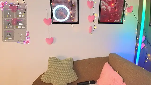 Adele Farrell online show from 04/03/26, 02:31