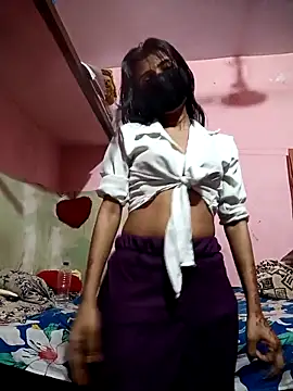 Snapshot of Desipari_777 chatting on 03/10/26, 05:40 Desipari 777 online show from 03/10/26, 05:40