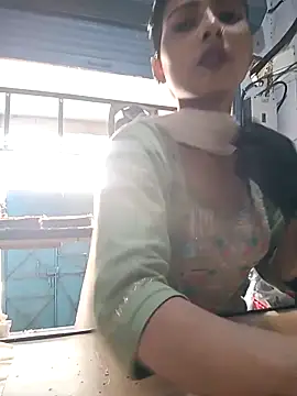 Snapshot of Desipari_777 chatting on 03/21/26, 06:51 Desipari 777 online show from 03/21/26, 06:51