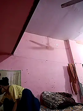 Snapshot of Desipari_777 chatting on 03/25/26, 02:45 Desipari 777 online show from 03/25/26, 02:45