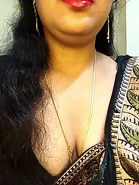 Snapshot of Deshi_bhabhi143 chatting on 02/08/26, 01:25 Deshi bhabhi143 online show from 02/08/26, 01:25