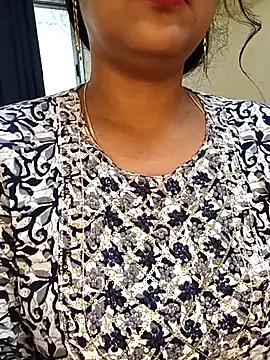 Snapshot of Deshi_bhabhi143 chatting on 02/09/26, 06:28 Deshi bhabhi143 online show from 02/09/26, 06:28