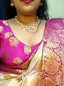 Snapshot of Deshi_bhabhi143 chatting on 02/15/26, 07:51 Deshi bhabhi143 online show from 02/15/26, 07:51