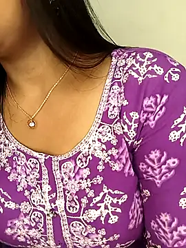 Deshi bhabhi143 online show from 04/11/26, 06:07