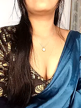 Snapshot of Deshi_bhabhi143 chatting on 05/12/26, 09:28 Deshi bhabhi143 online show from 05/12/26, 09:28