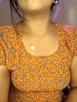 Snapshot of Deshi_bhabhi143 chatting on 05/16/26, 05:48 Deshi bhabhi143 online show from 05/16/26, 05:48