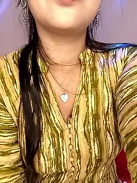 Snapshot of Deshi_bhabhi143 chatting on 05/18/26, 06:08 Deshi bhabhi143 online show from 05/18/26, 06:08