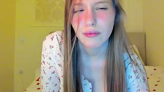 Alllura online show from 02/03/26, 03:06